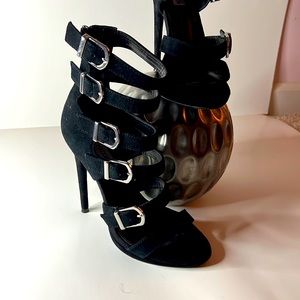 Steve Madden black suede sandals